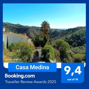 Casa Medina - Charming Private Villa with Nature and Sea View, 25 minutes from Malaga, Moclinejo